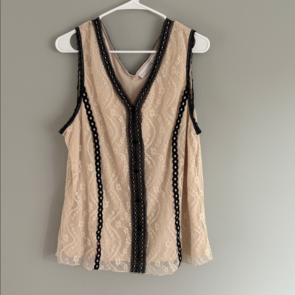 Worthington Women's Beige Top with Black Lace